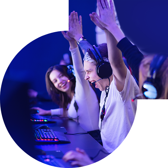 97国际独家双向驱动技术<br>让电竞玩家尽情享受极致高速快感